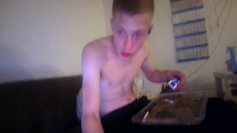 hornytwink99xxx  10-10-2022